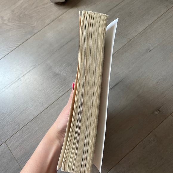 Where the Crawdads Sing Book - Picture 4 of 5